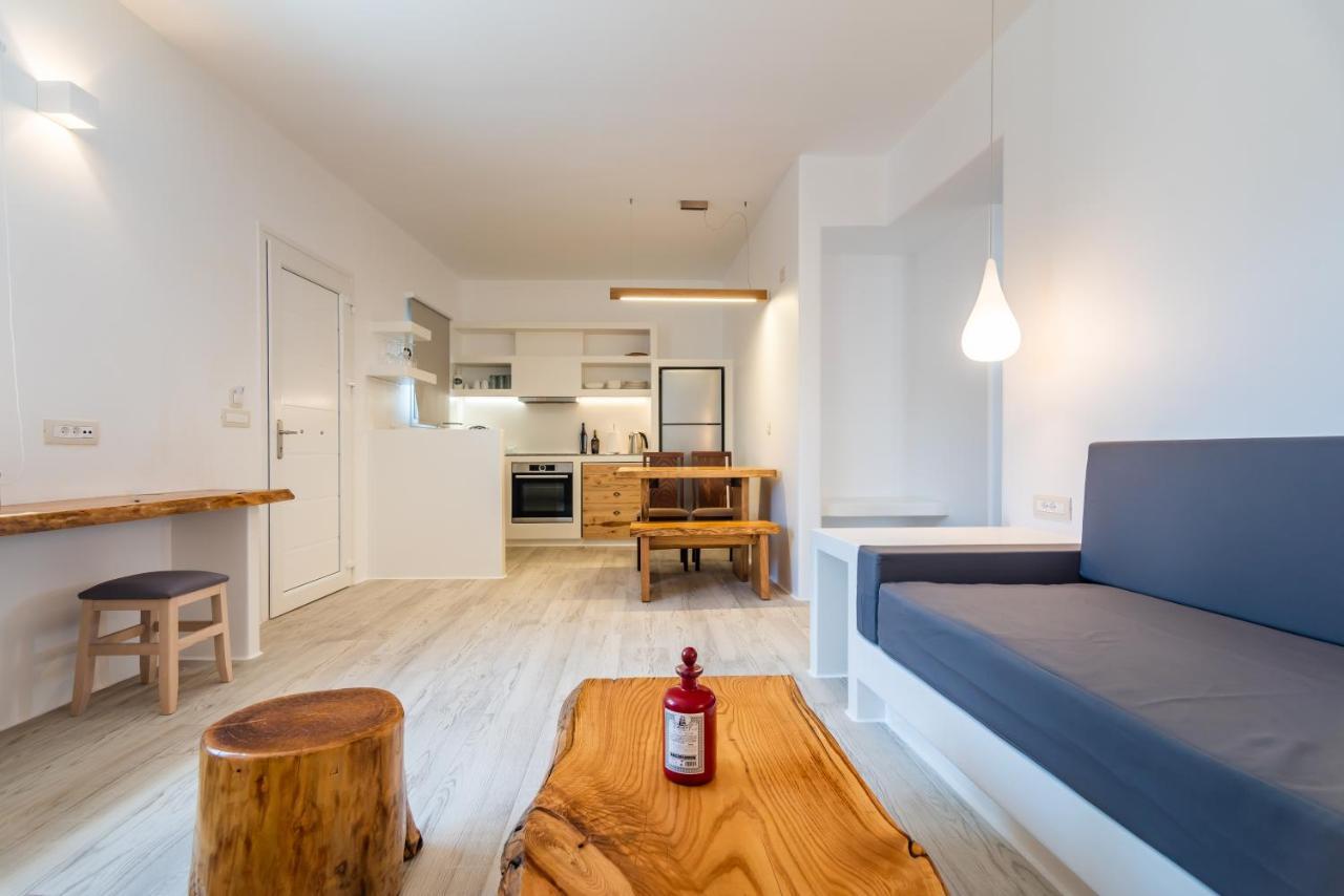 Akis Luxury House Lägenhet Adamantas  Exteriör bild